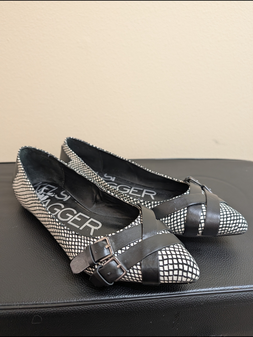 Kelsi Dagger 7.5 Black White Snake Embossed Pointed Toe Flat Double Monk Strap